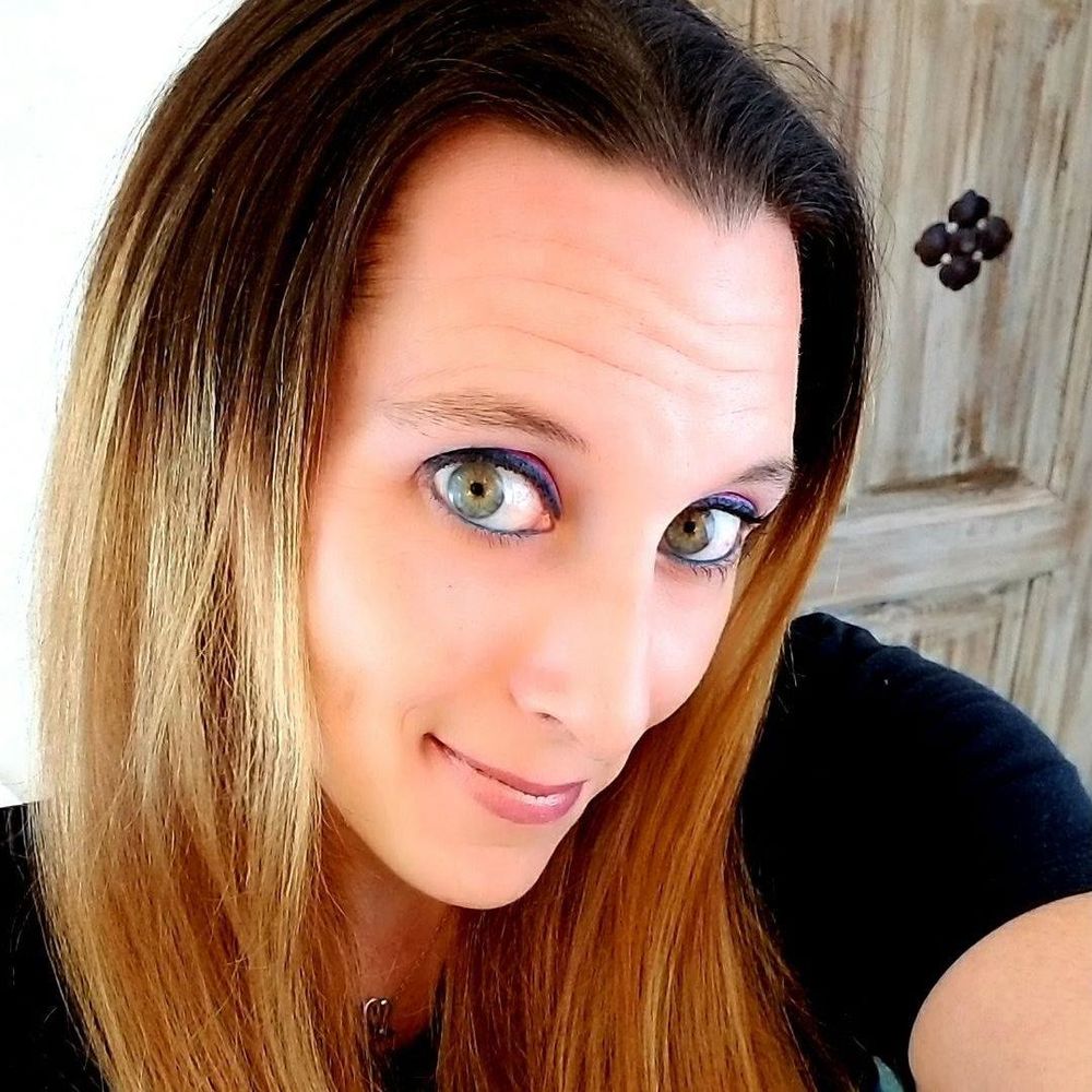 Meet your Posher, Monica